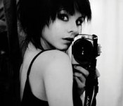 девушка-фотограф